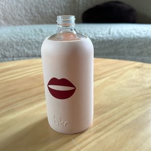 BKR TUTU water bottle lips limited edition. No lid cap